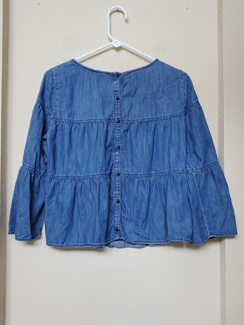 Madewell Blue Denim Tiered Peasant Boho Blouse. Size Small - Picture 3 of 6